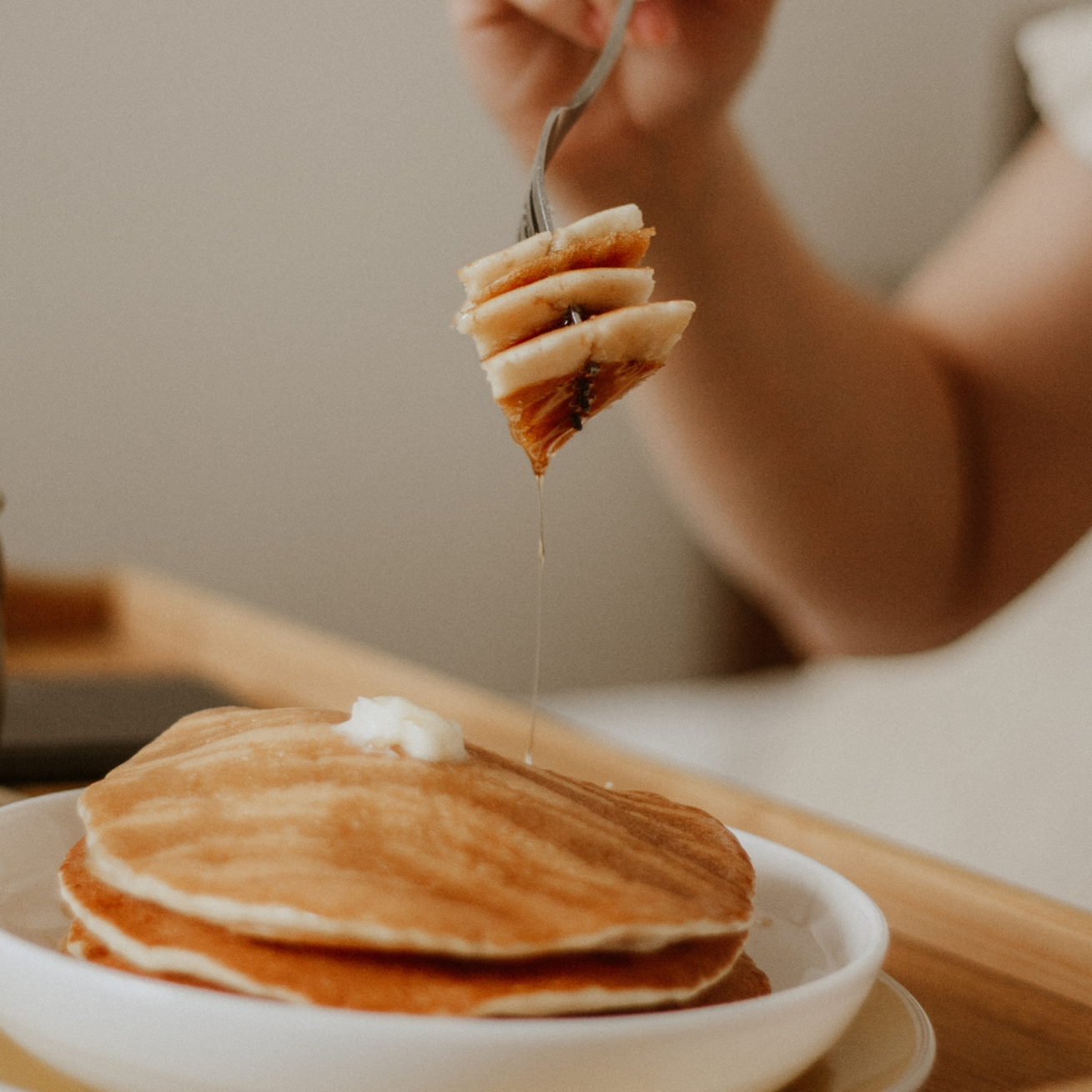 Maple Vanilla Banana Pancakes w/Stewed Berries